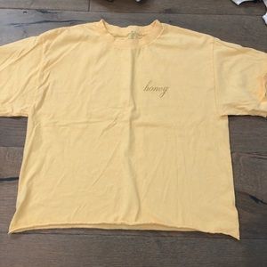 honey graphic tee!